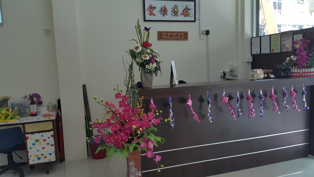 Mandarin Hotel Kuching Eksteriør bilde