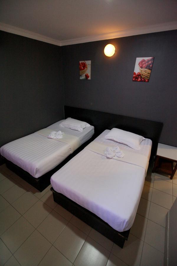 Mandarin Hotel Kuching Eksteriør bilde